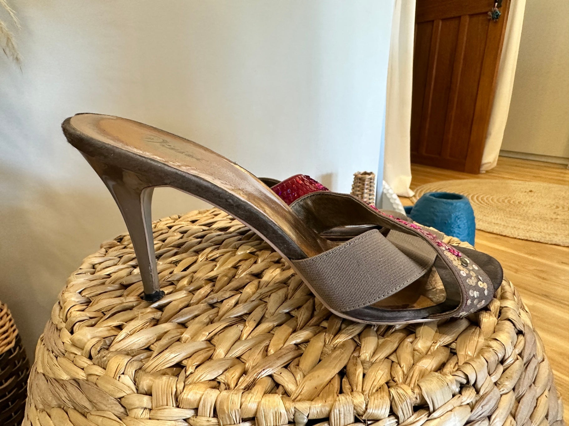 [SALE] Diesel - High Heels - Size EU39 - Taupe with pink sequins