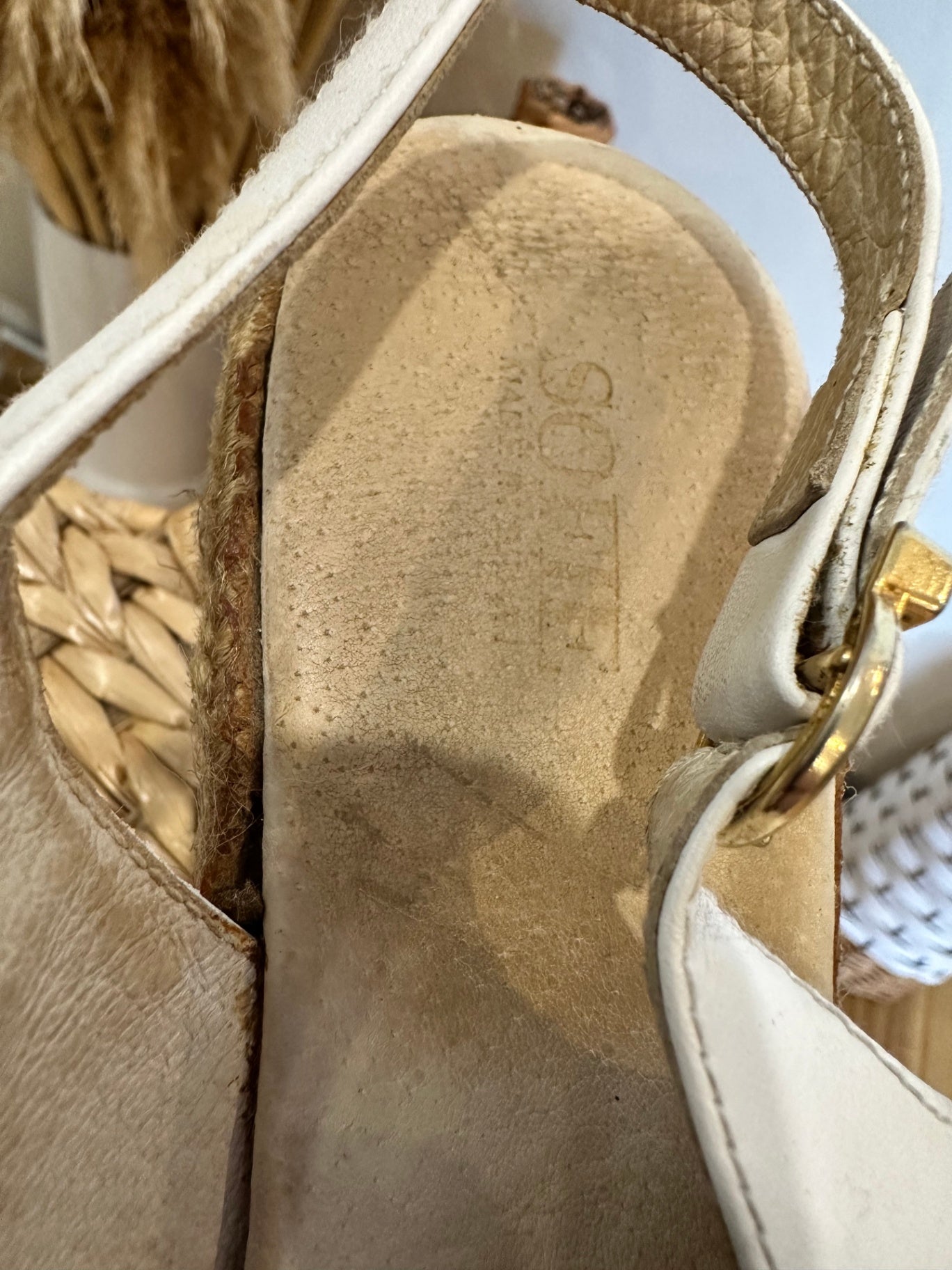 [SALE] Made in Italy White w Woven Wedges - Size EU 39