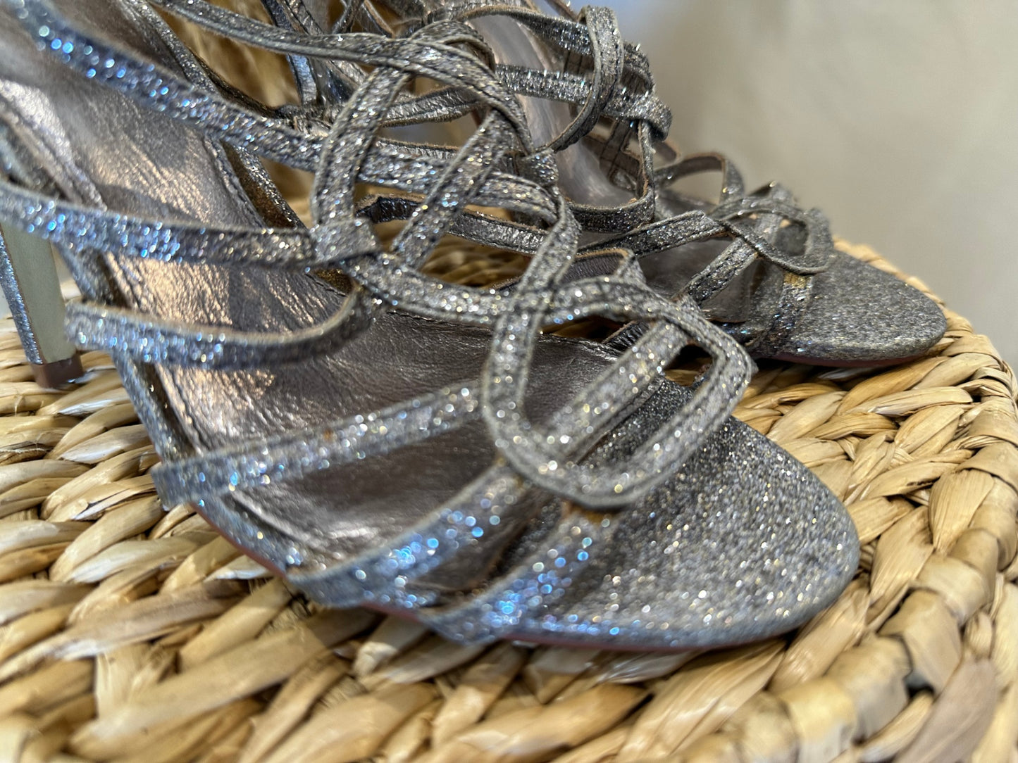 [SALE] Glovanna Sandals / Heels - Size EU 38 Gold and Silver Glitter