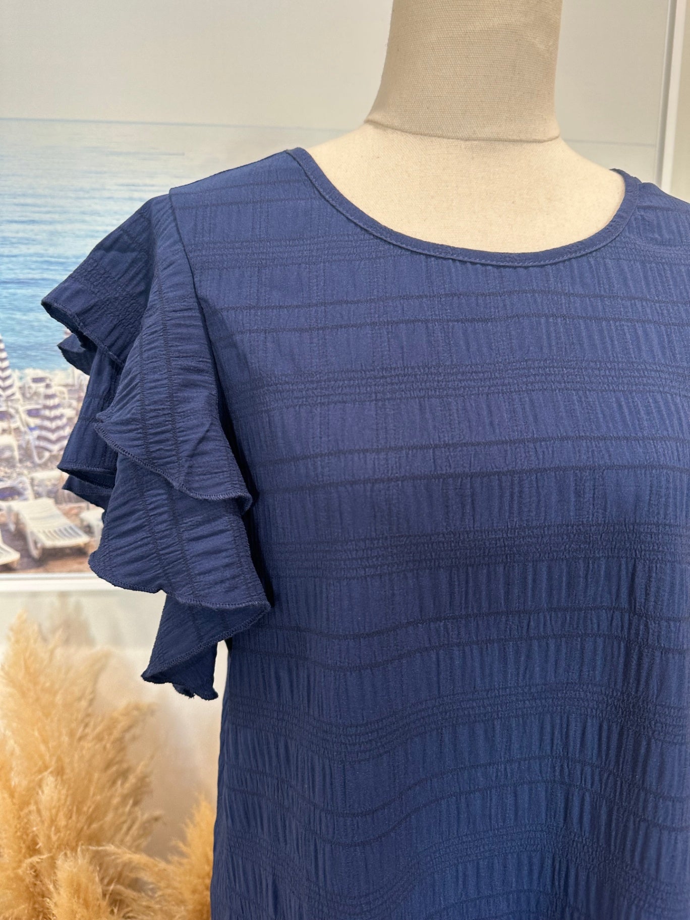 [SALE] Classic Navy Blue Top – Size Large 