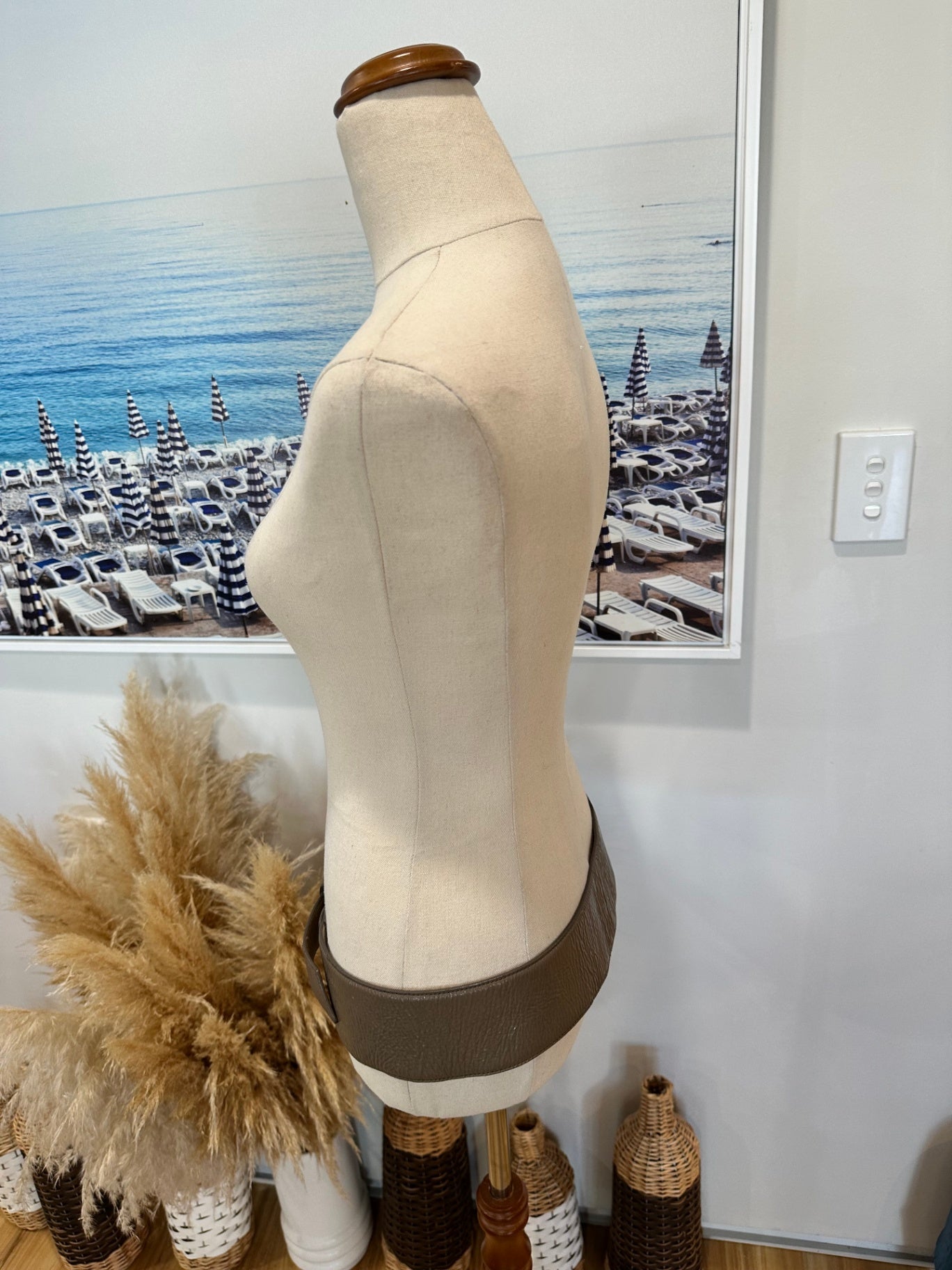 [SALE] Veronika Maine Belt Large Taupe