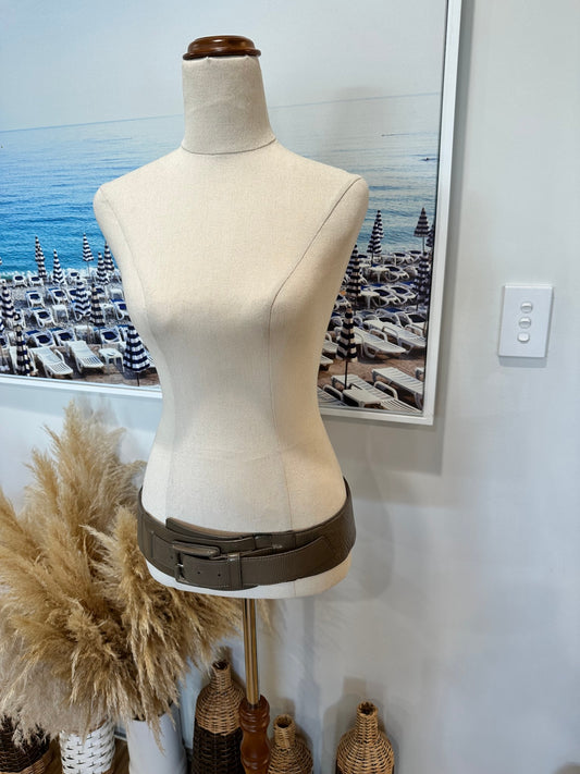 [SALE] Veronika Maine Belt Large Taupe