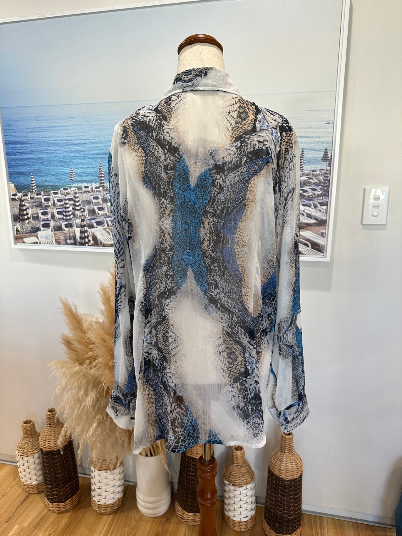 [SALE] Nuovi Sarti Shirt Large Cream / Blue