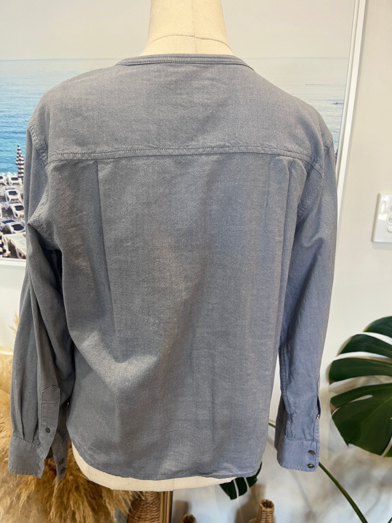 [SALE] Country Road Cropped Shirt Small Gray