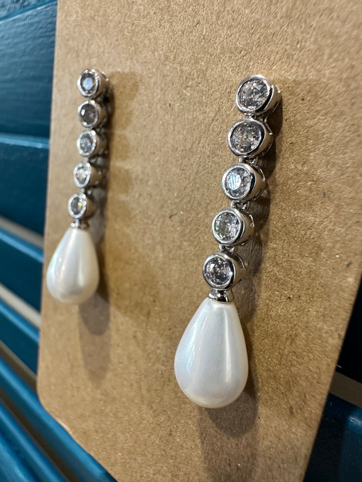 [SALE] Kagi Earrings Diamante & Pearl