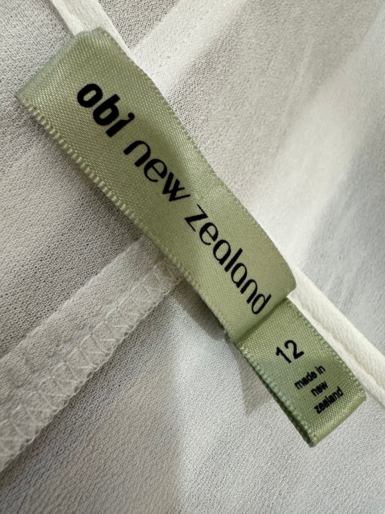 [SALE] Obi New Zealand Top 12 White