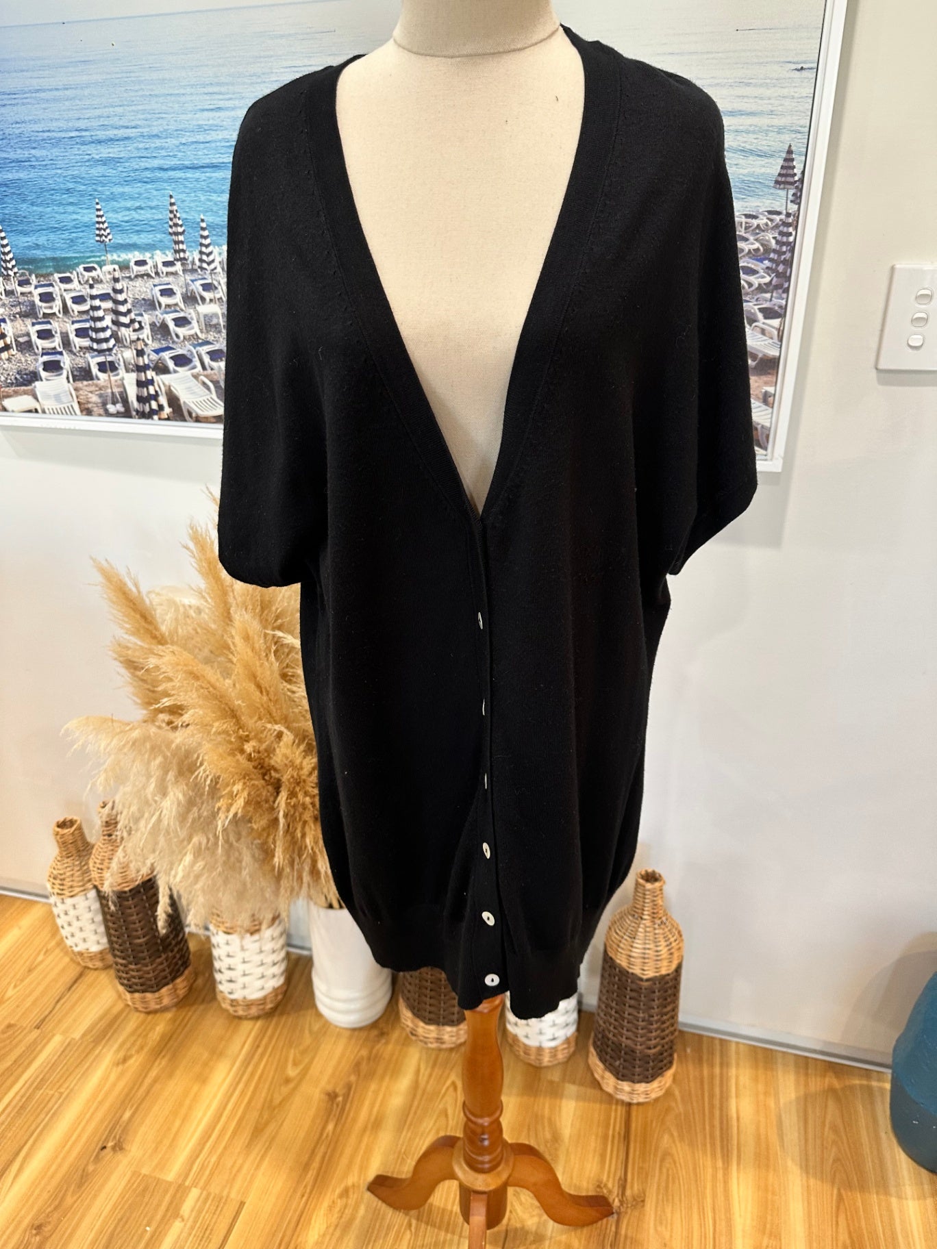 [SALE] Suzanne Grace Short Sleeve Cardigan Small Black