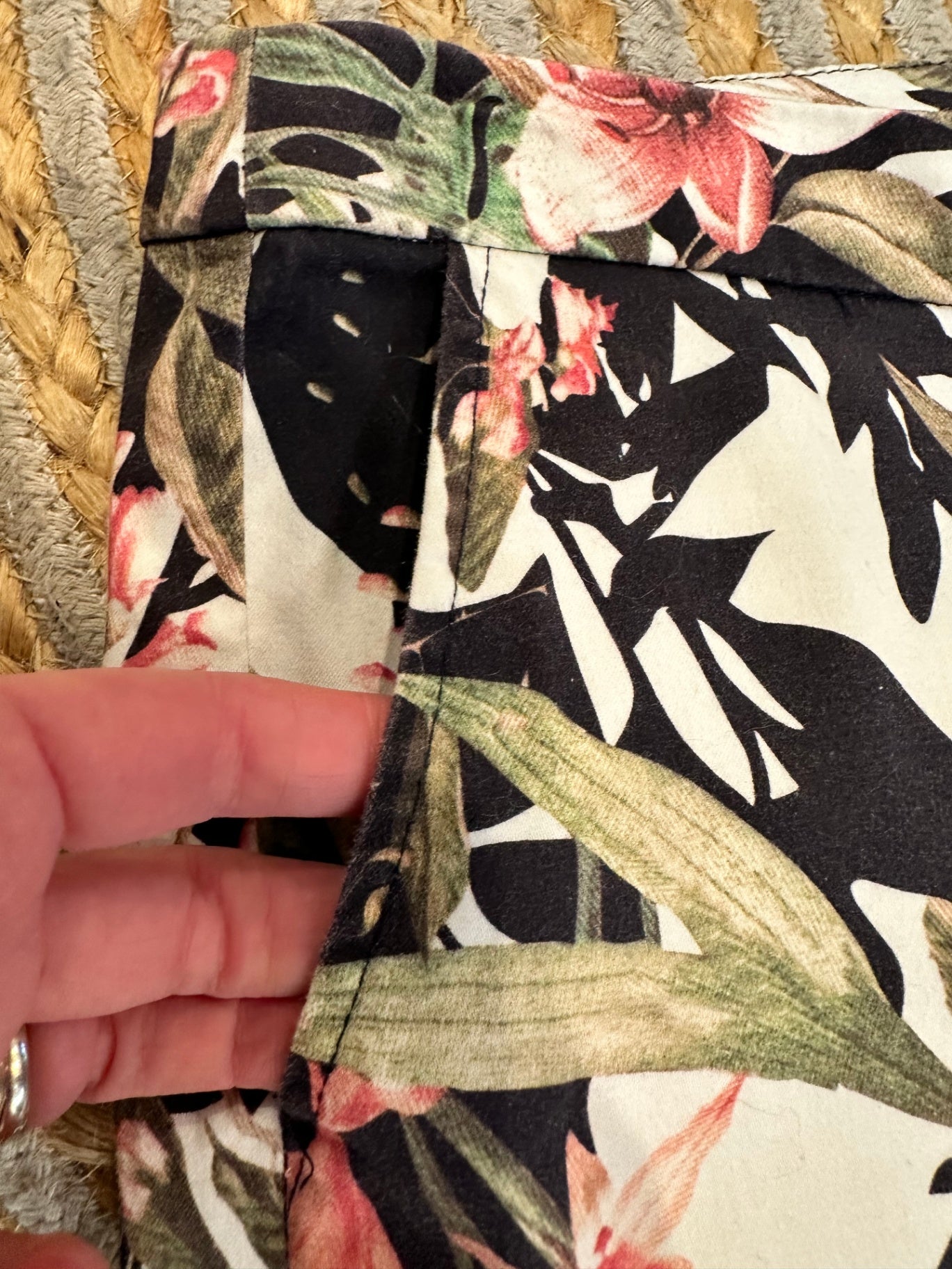 [SALE] Capture Multicolor Black & Pink Pants Size 18 