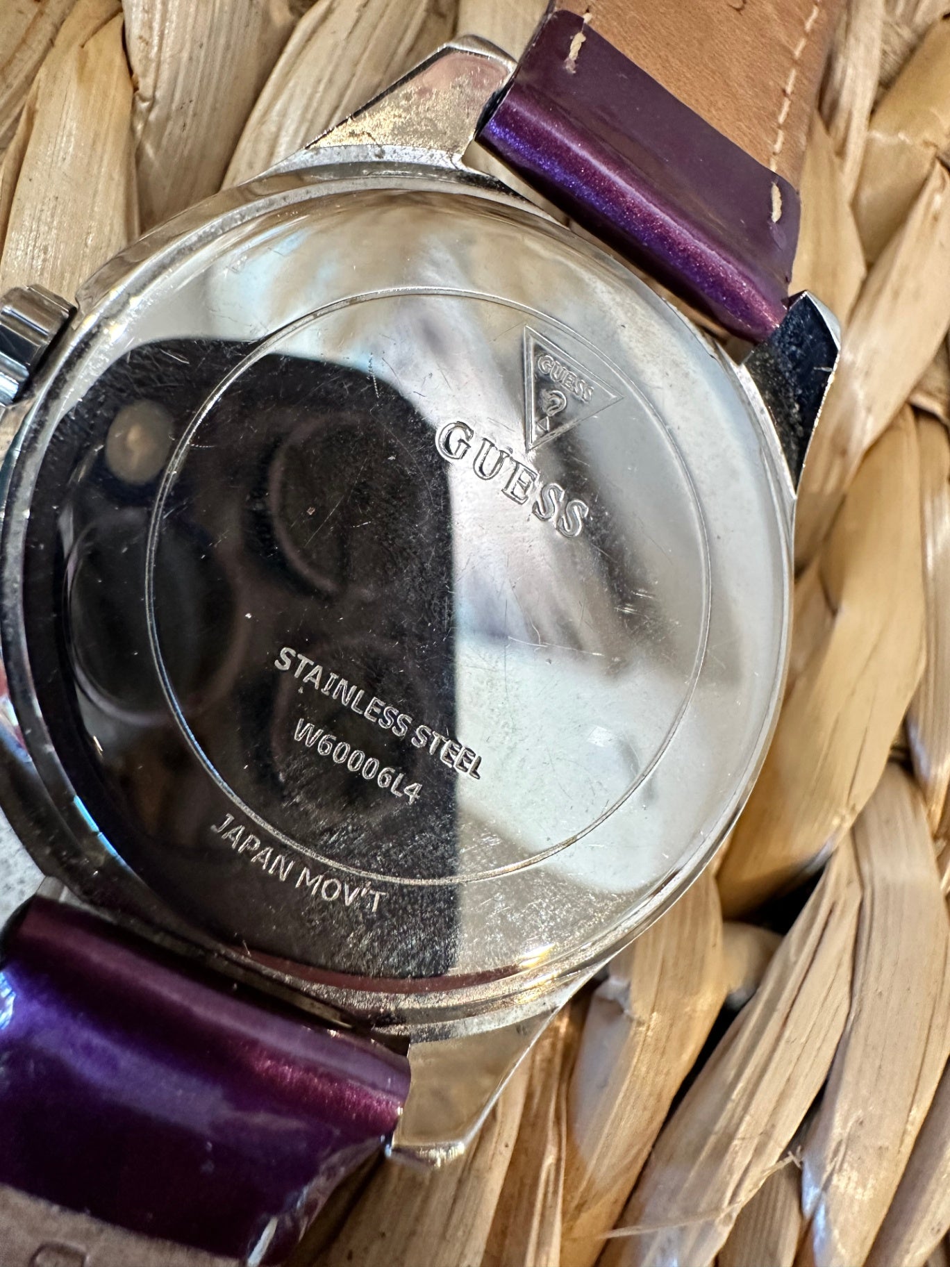 [SALE] Guess Wristwatch Purple