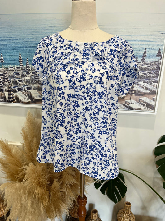 [SALE] Jacqui-e Top 12 White and Blue
