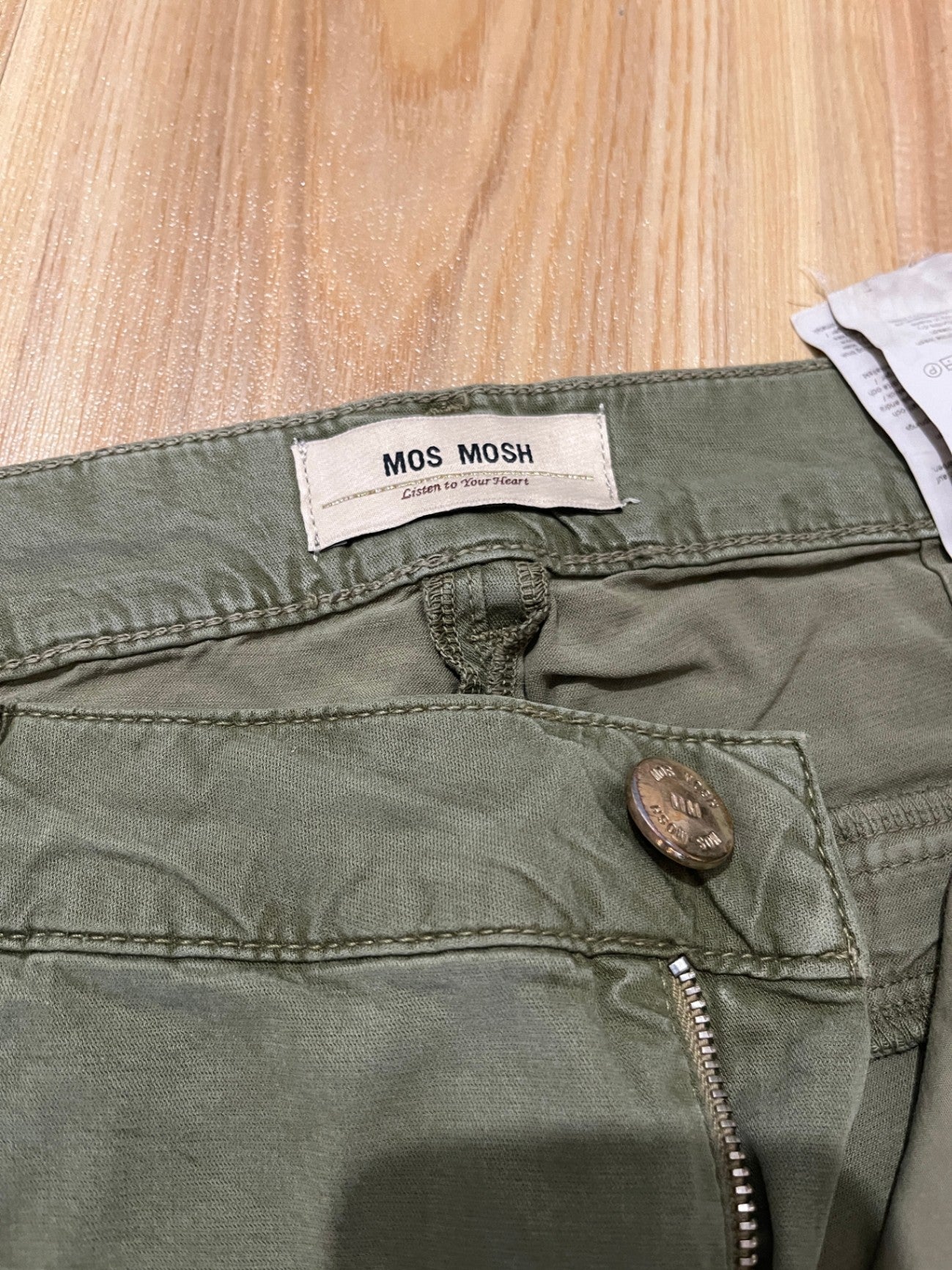 MOS MOSH Pants 28 Olive green