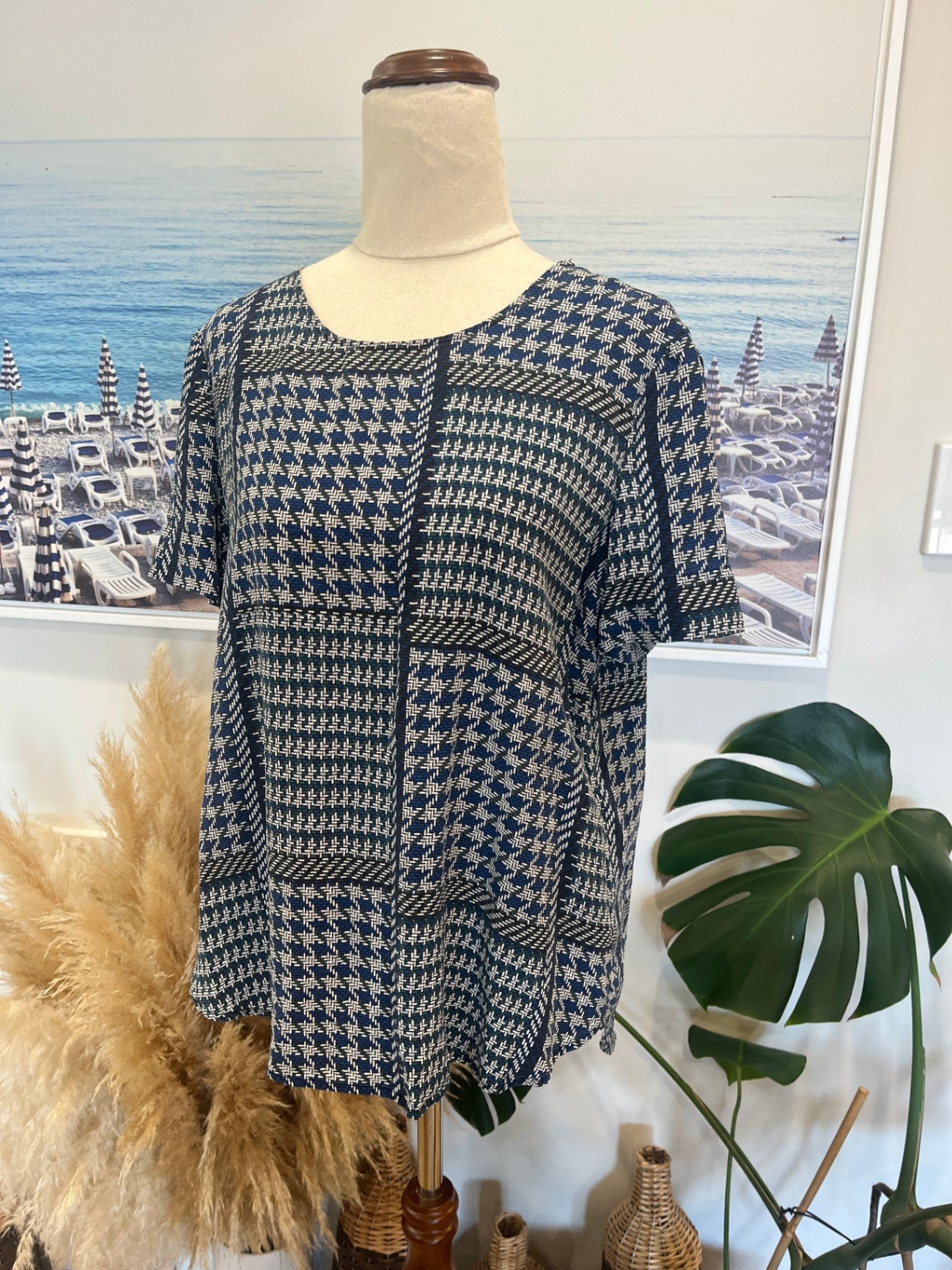 SPORTSCRAFT Blouse 100% Silk Size 10 Blue