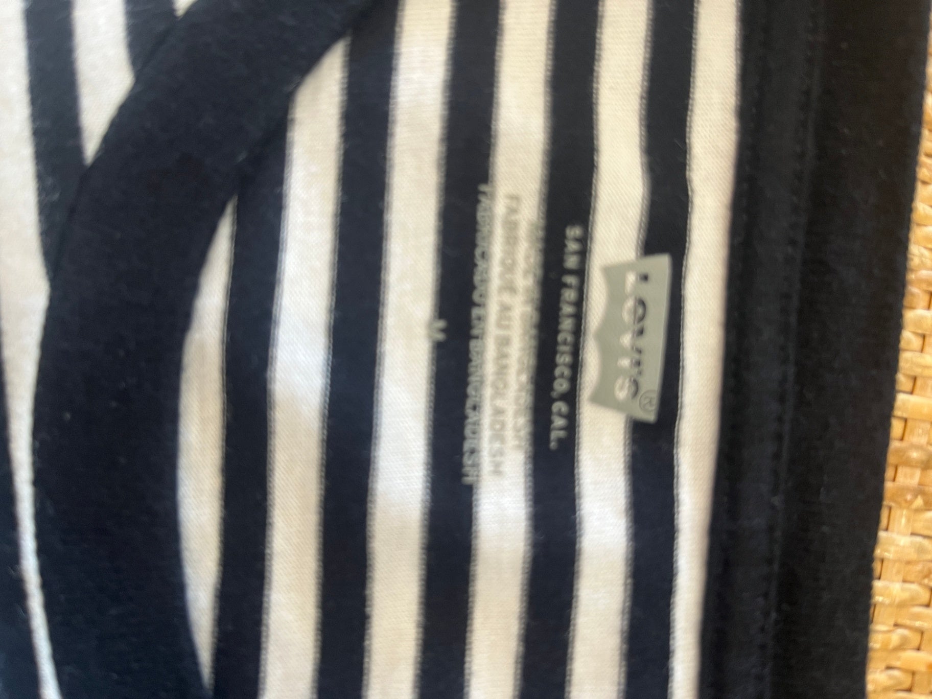 Levi's T-Shirt Black and White Stripes
