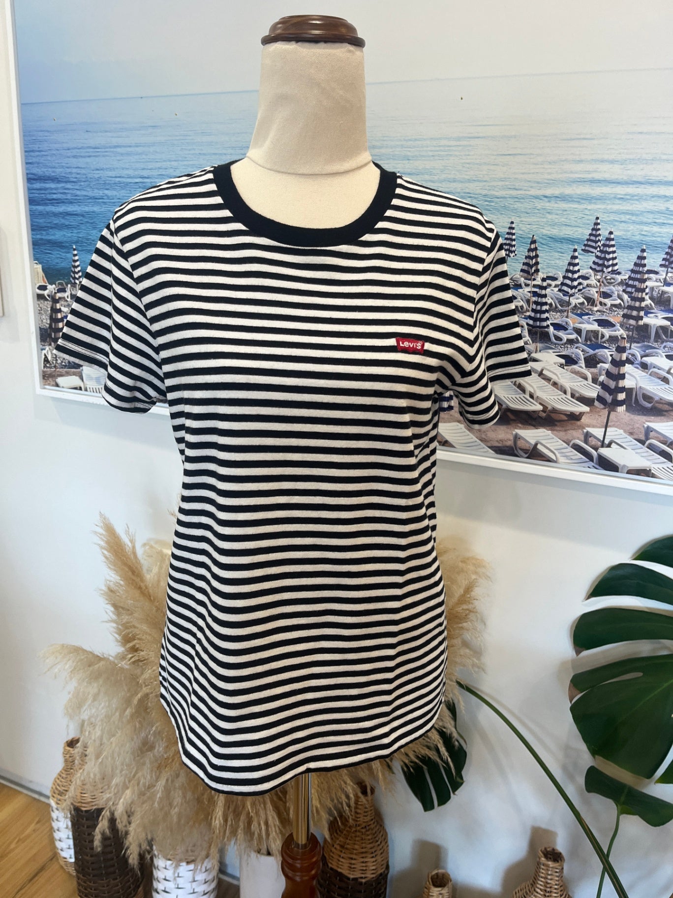 Levi's T-Shirt Black and White Stripes