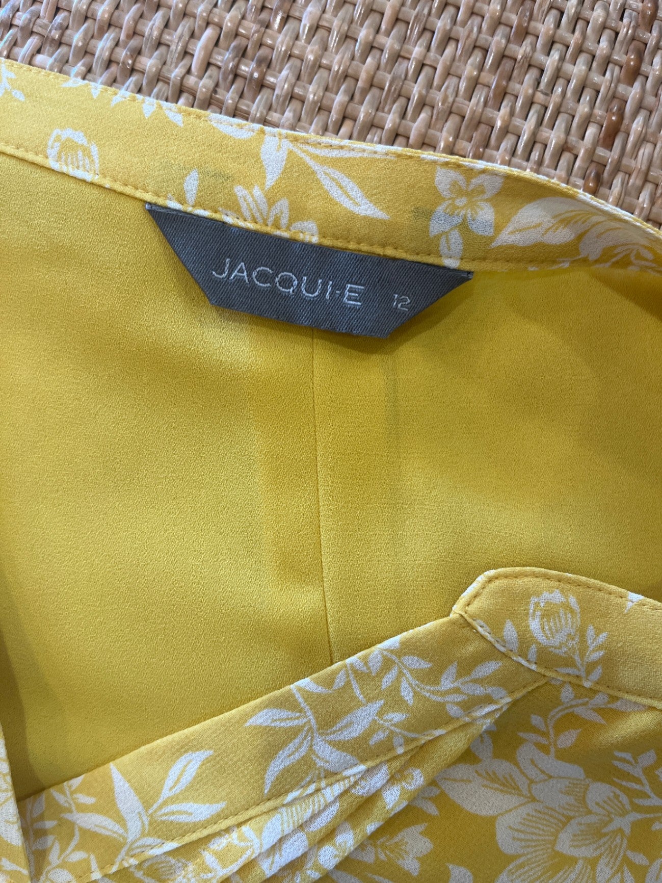 Jacqui E Blouse Yellow Floral Size 12