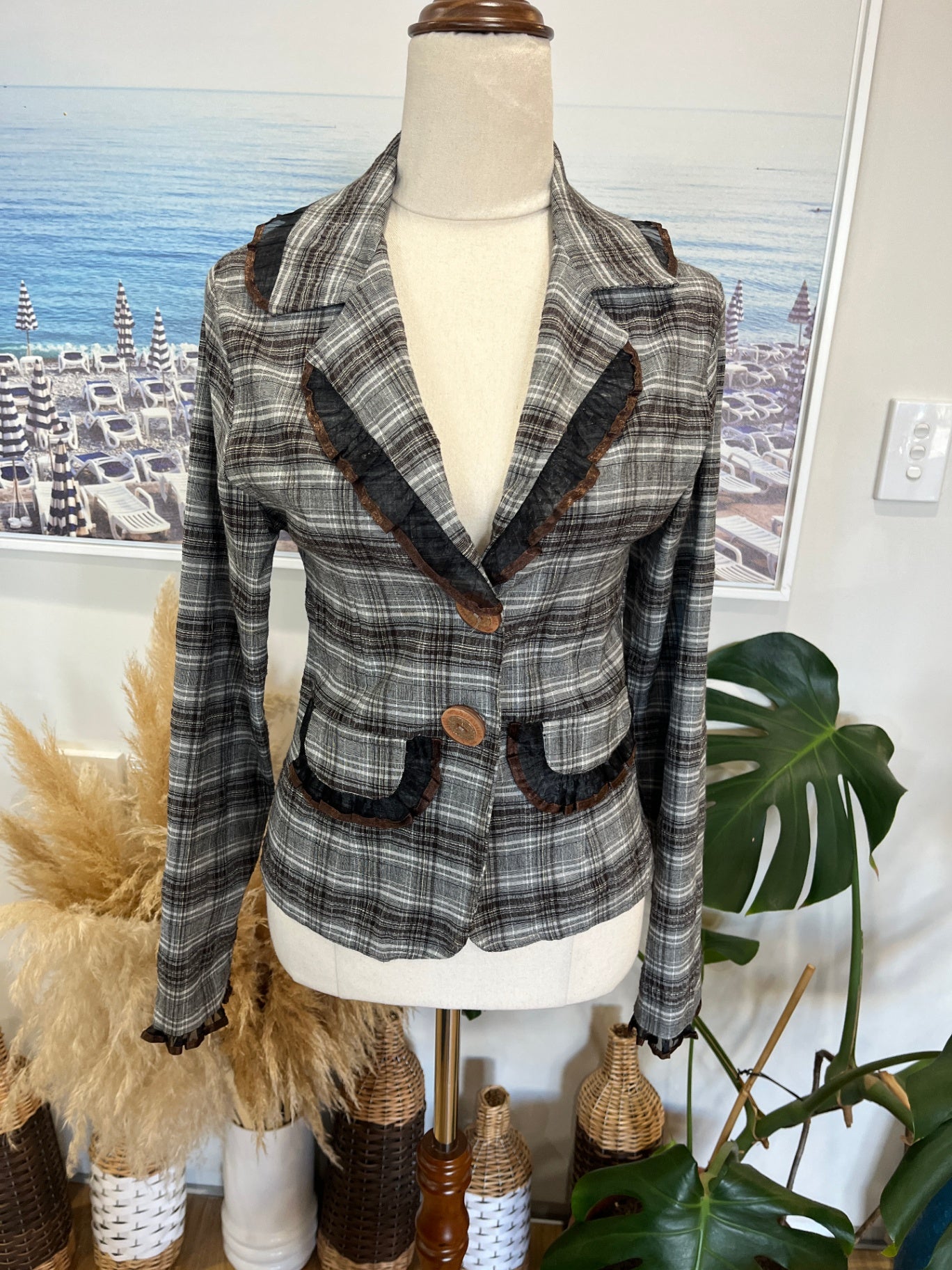 Classic Check Hopanni Ruffle Blazer