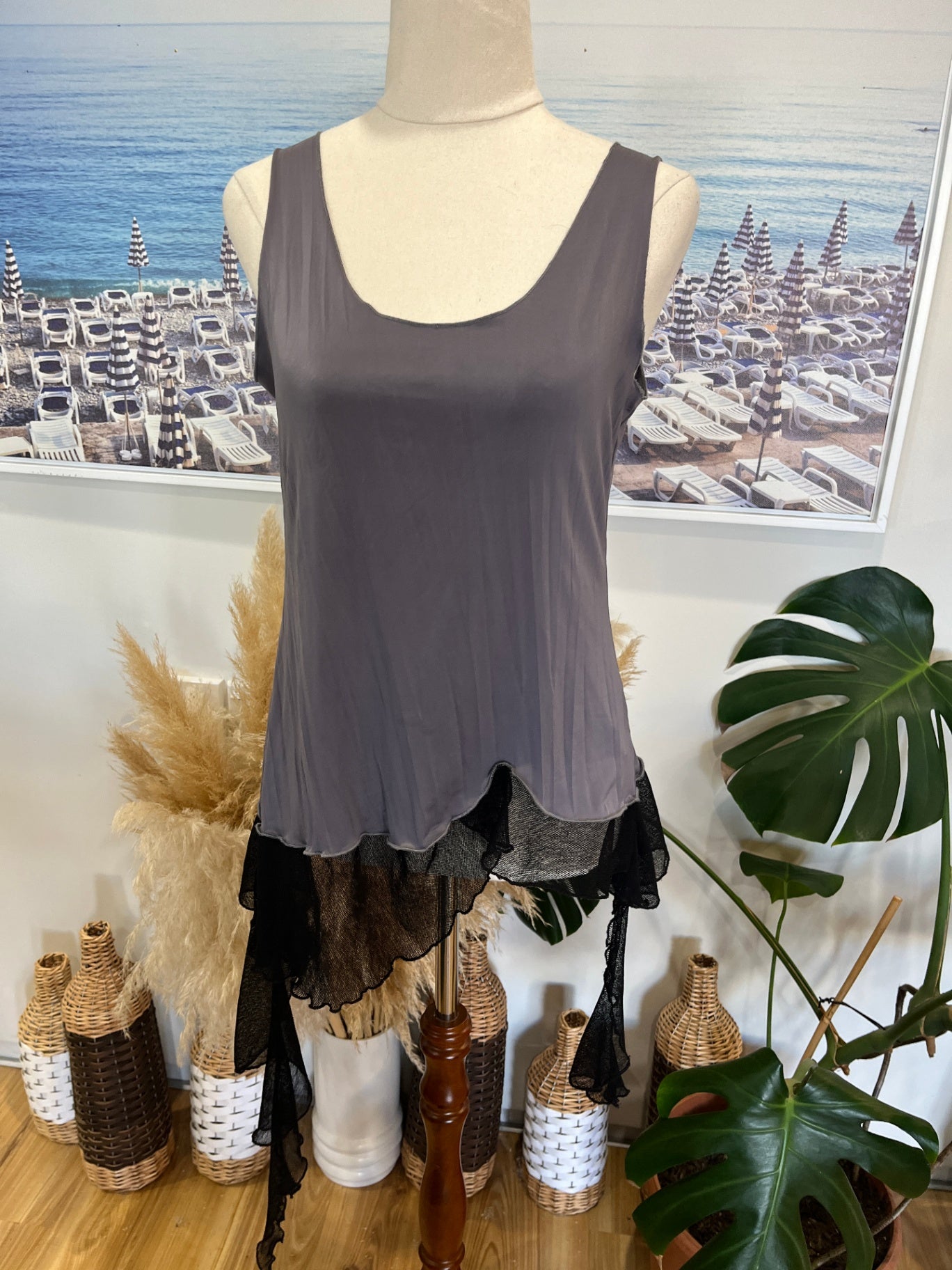 The Carpenter's Daughter Camisole Large Grey