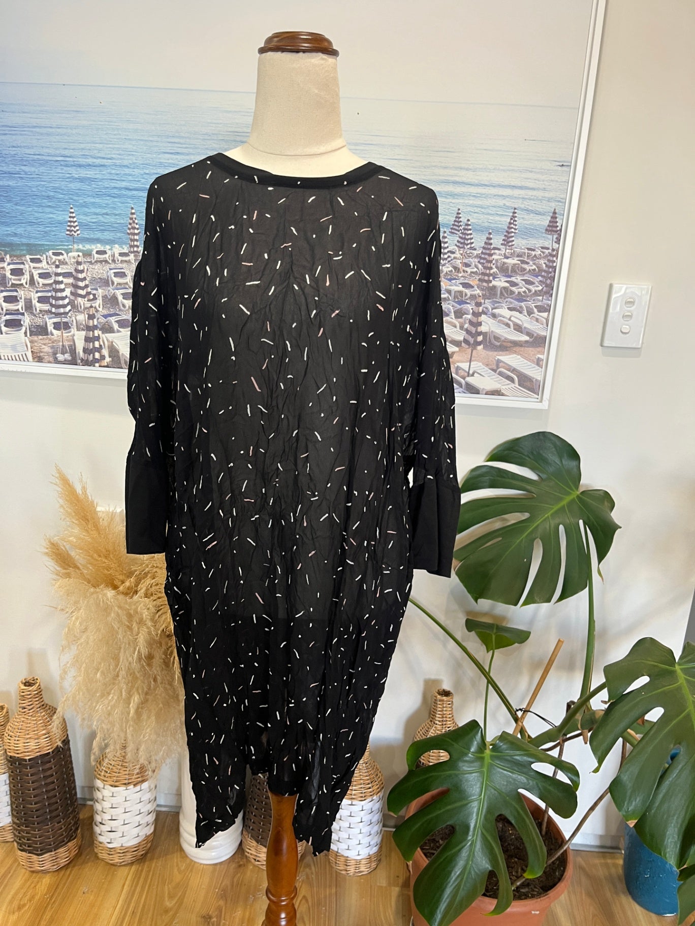 Mineral Black Blouse Size 12