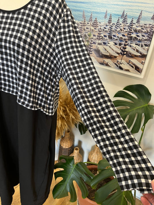 [SALE] Black and White Checkered Dress Medium / Large