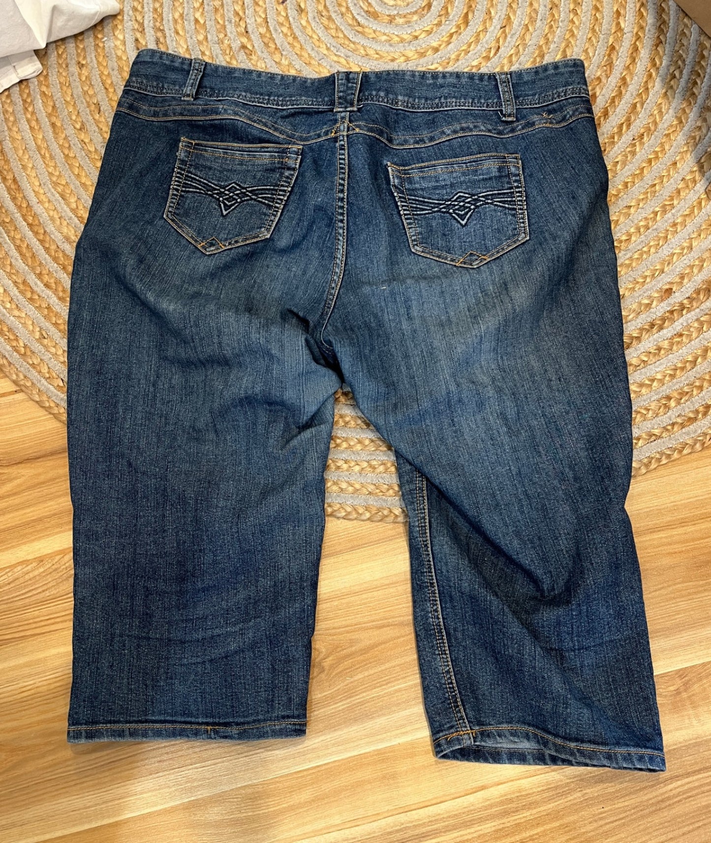 Julie Crop Pants Size 20