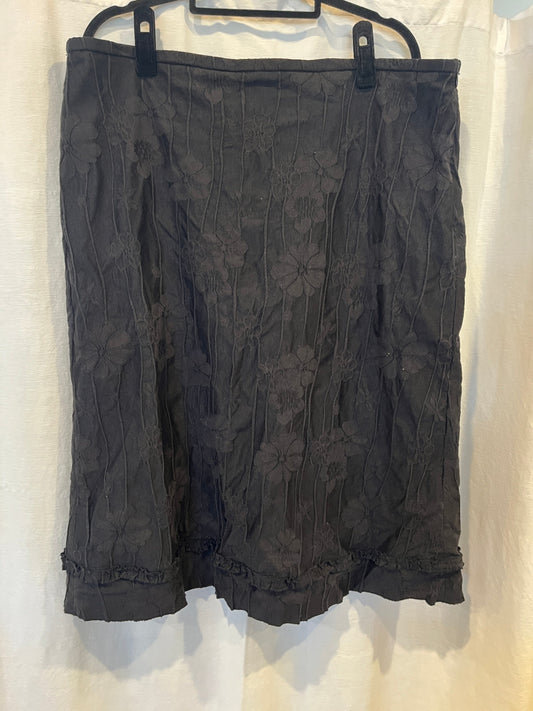 [SALE] re.vu.e Black Skirt Size 20