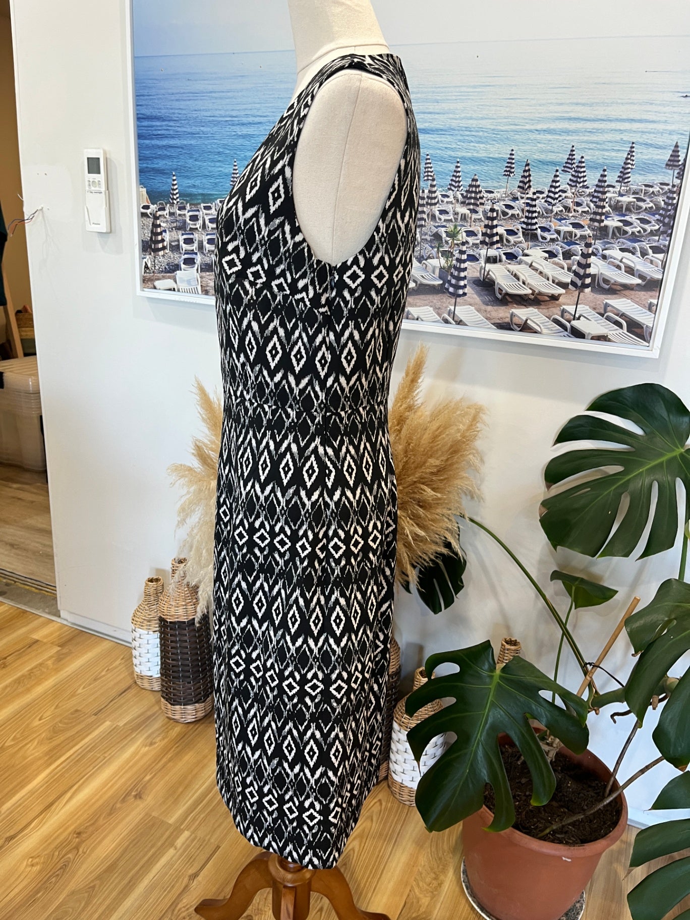 Oliver Black Dress Geometric Design Size 12