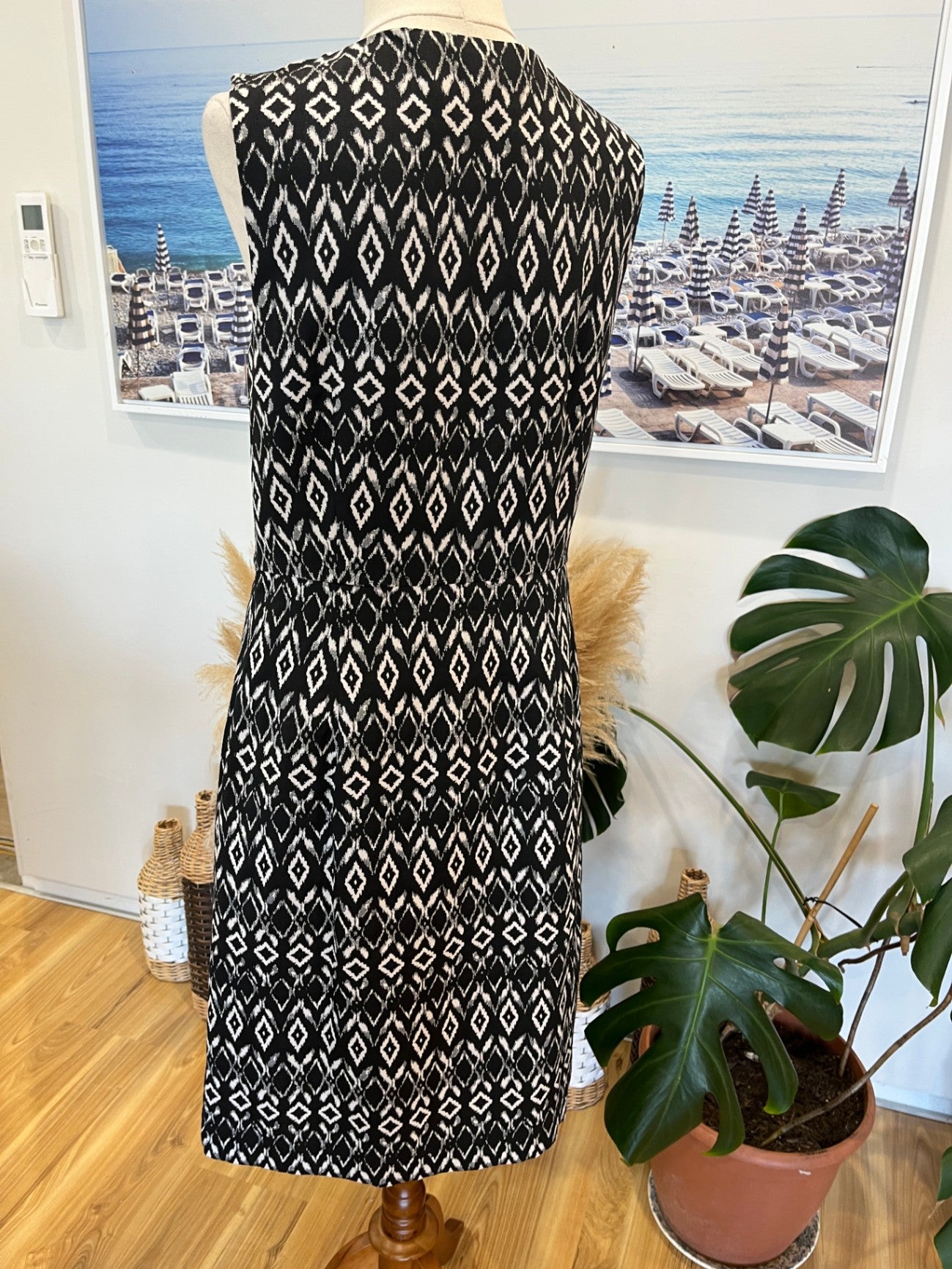 Oliver Black Dress Geometric Design Size 12