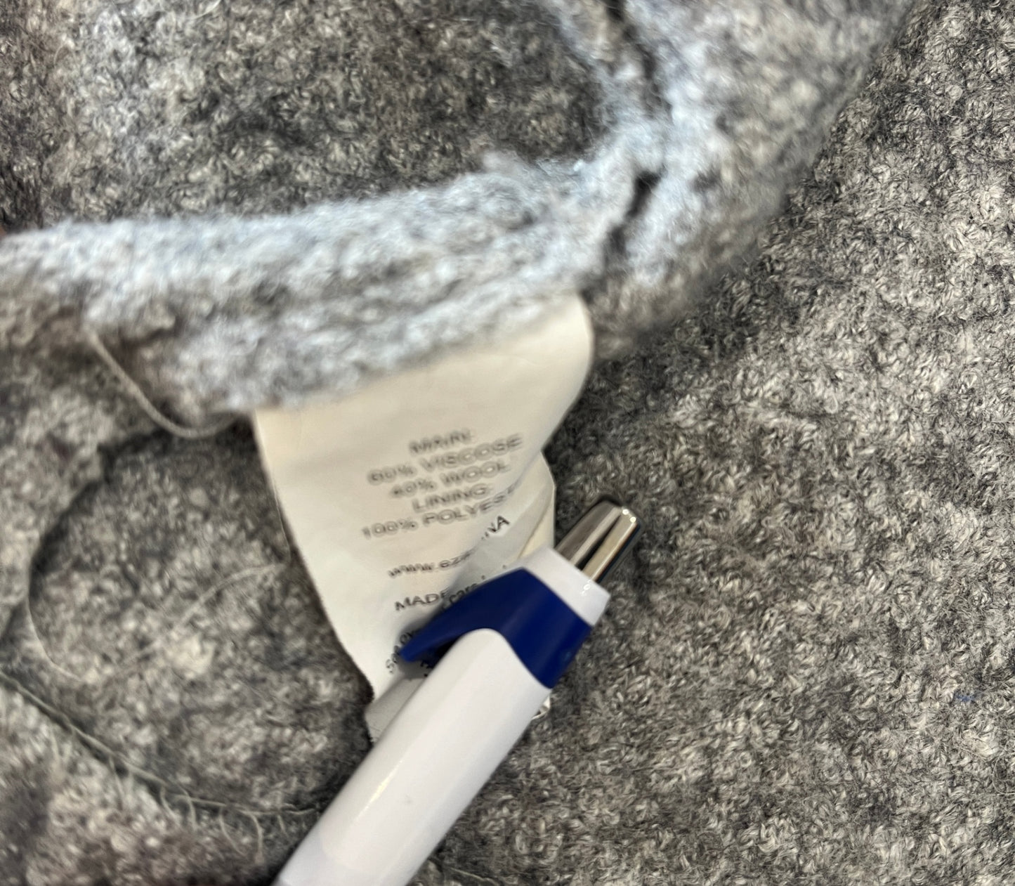 Capture Gray Coat Size 20 