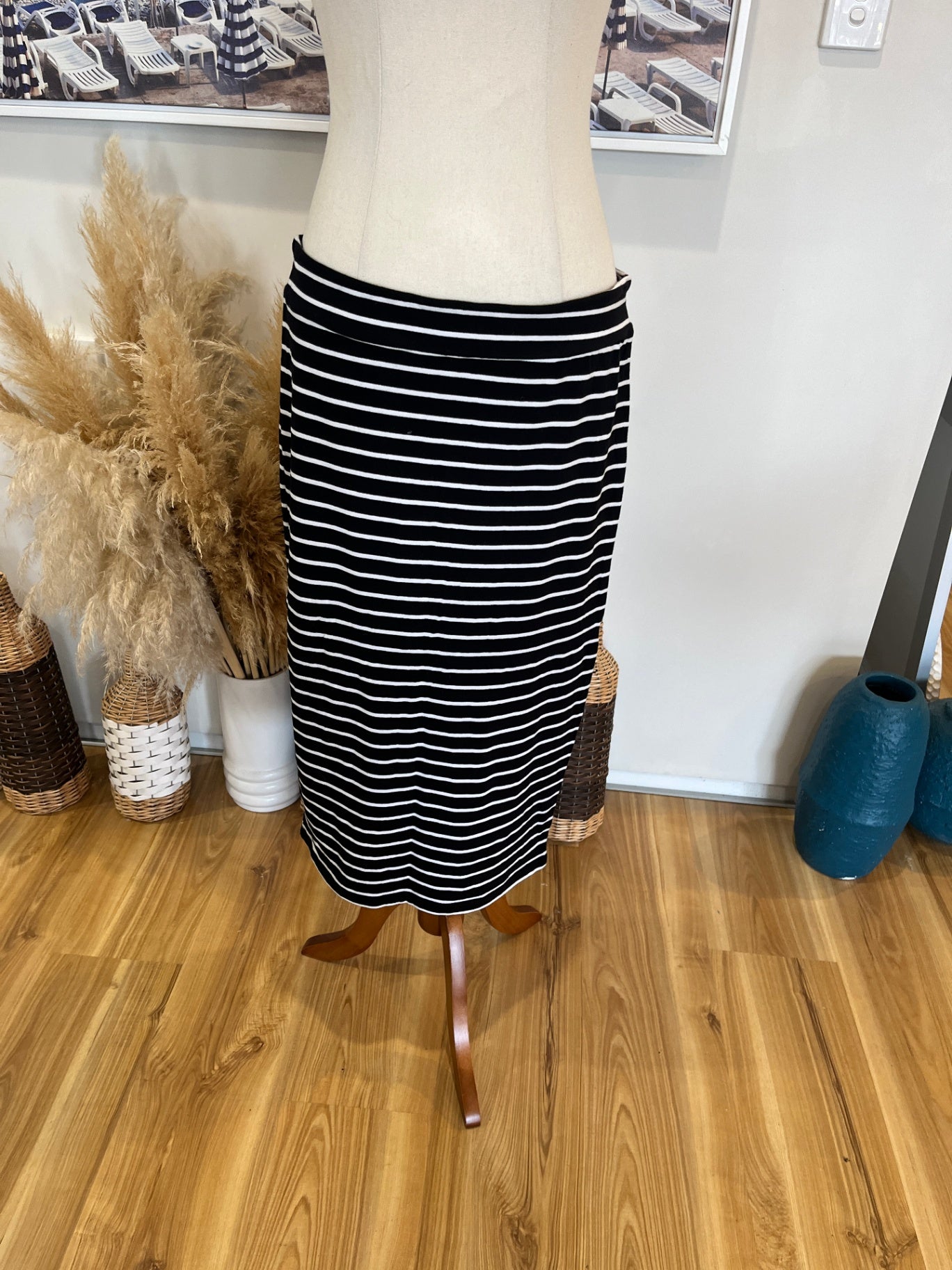 [SALE] Betty Basics Skirt Black and White Stripes Size 14