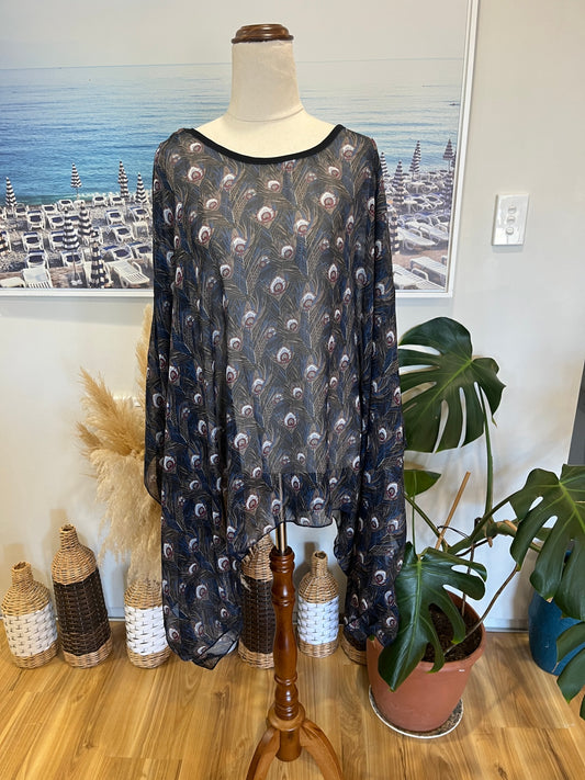 [SALE] Batwing Style Black Blouse Peacock Feather Pattern XL