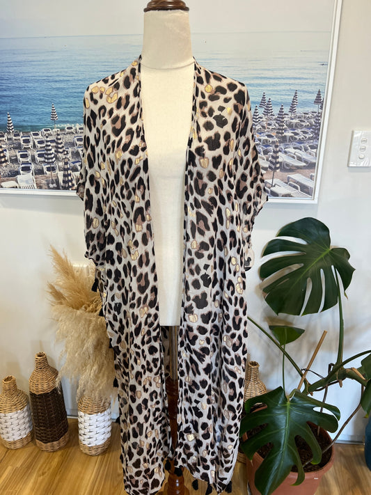 [SALE] Taking Shape Animal Print Top