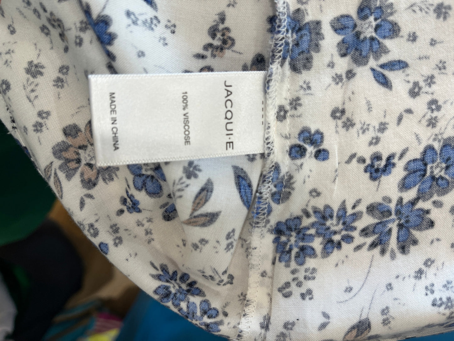Jacqui-E Blouse White with Blue Floral Pattern Size 12