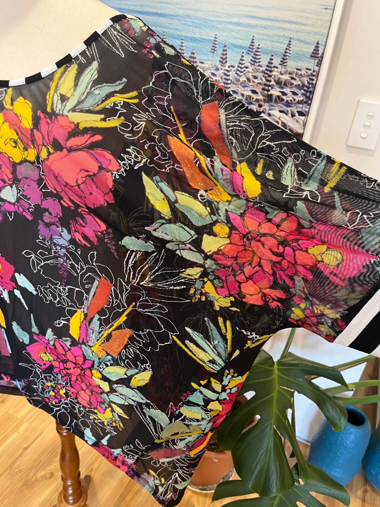 [SALE] Pretty Basics by Taking Shape Blouse with Multicolored Floral Pattern