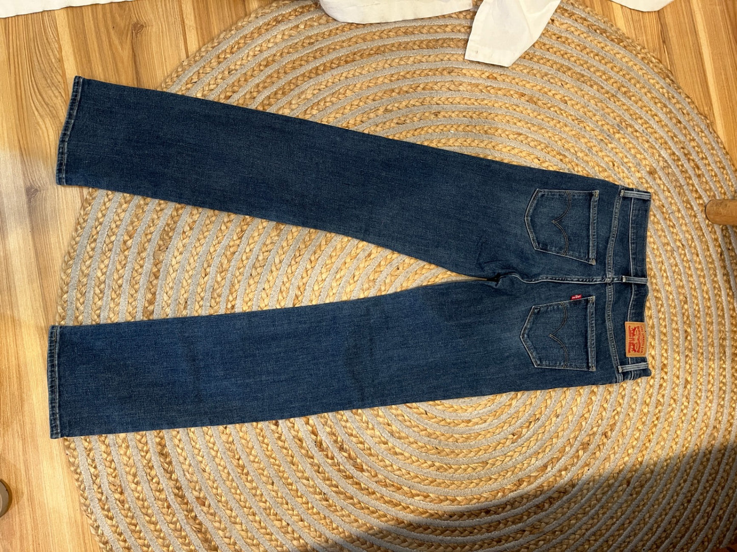 Levi's 314 Shaping Straight Jeans Size 27