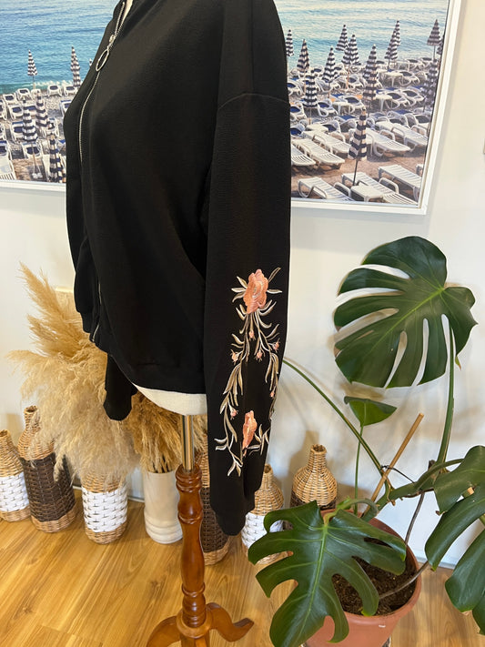 [SALE] Bomber Style Black Jacket with Embroidery Sleeves Large