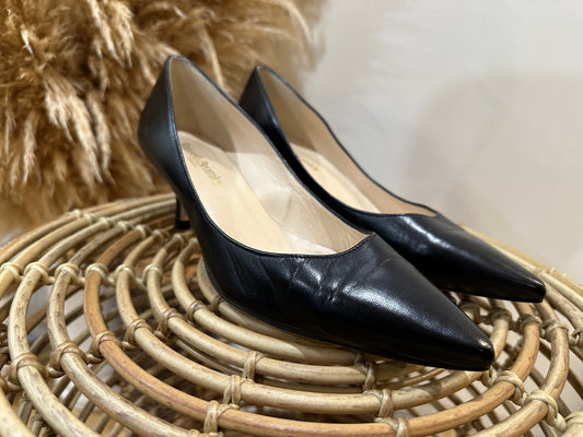 [SALE] Russell & Bromley Black Heels