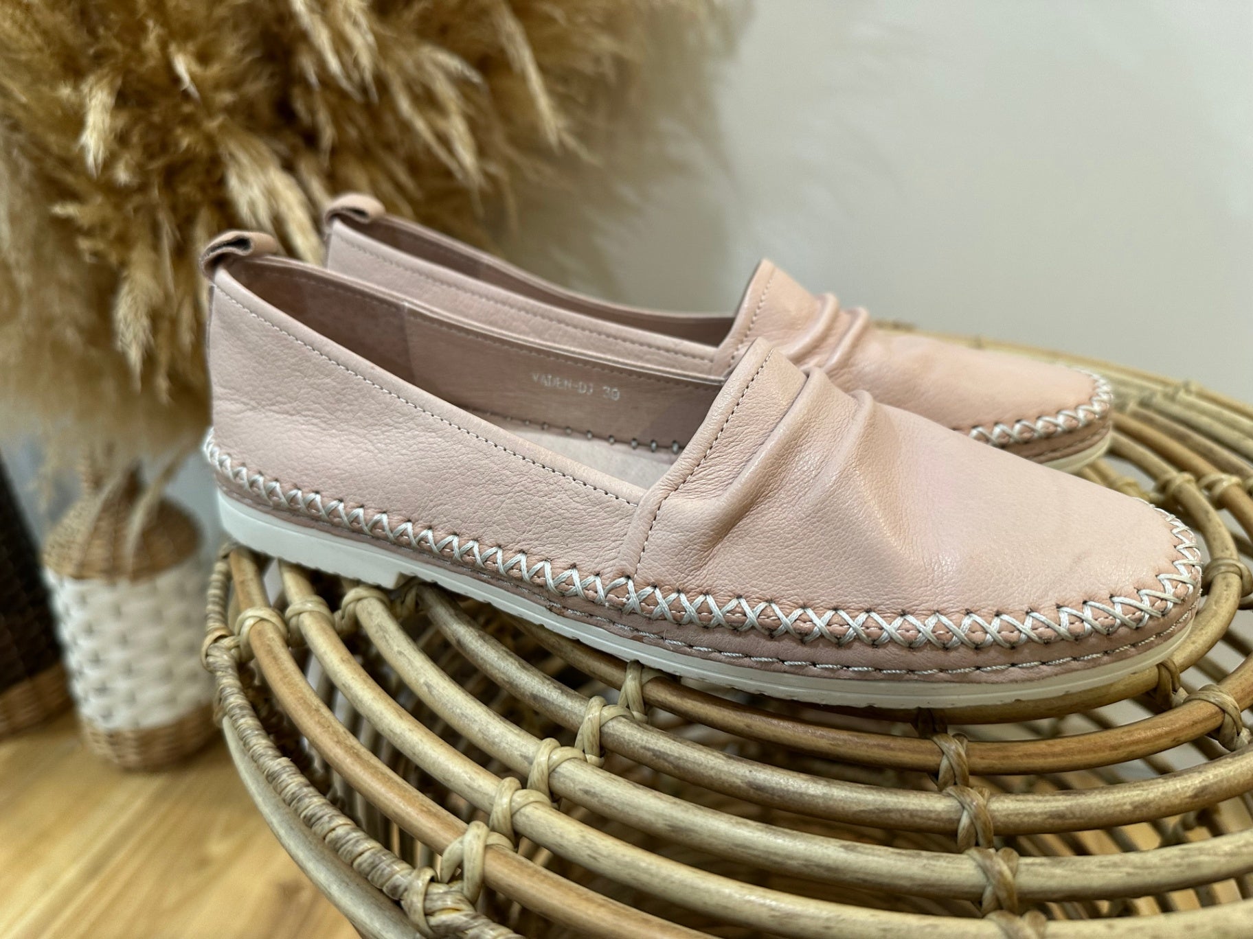 Django & Juliette Blush Pink Shoes 