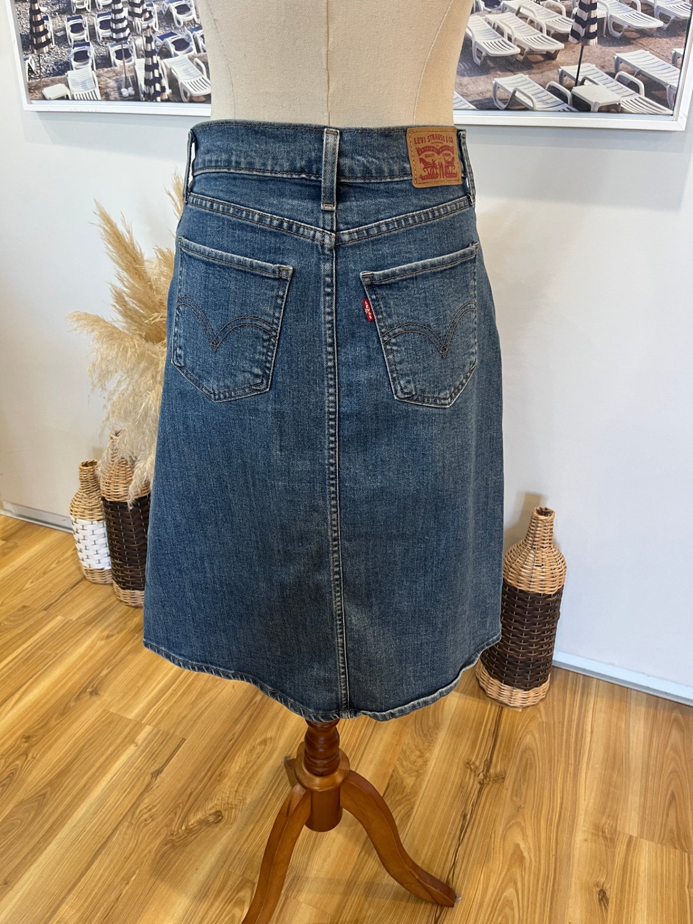 Levi's Denim Skirt Size 25