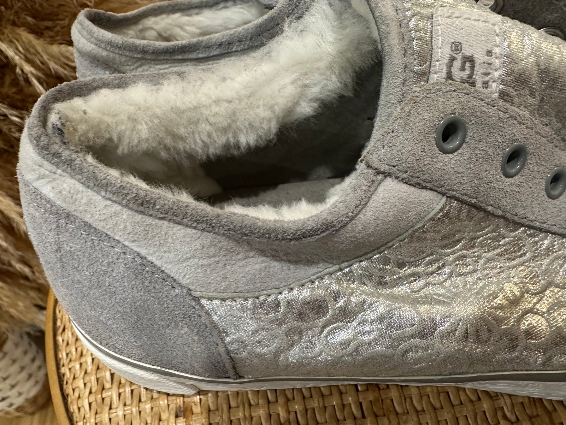 UGG Sneakers White/Silver Size 40 