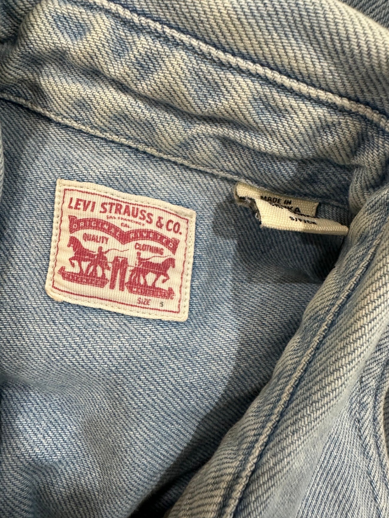 Levi's Denim Shirt Small