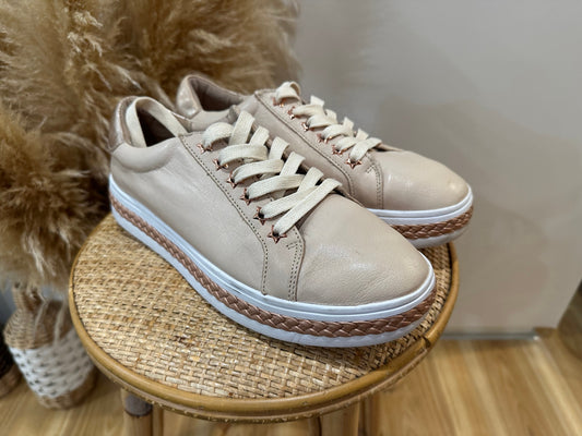 Alfie & Evie Cream/Rose gold Sneakers Size 40 