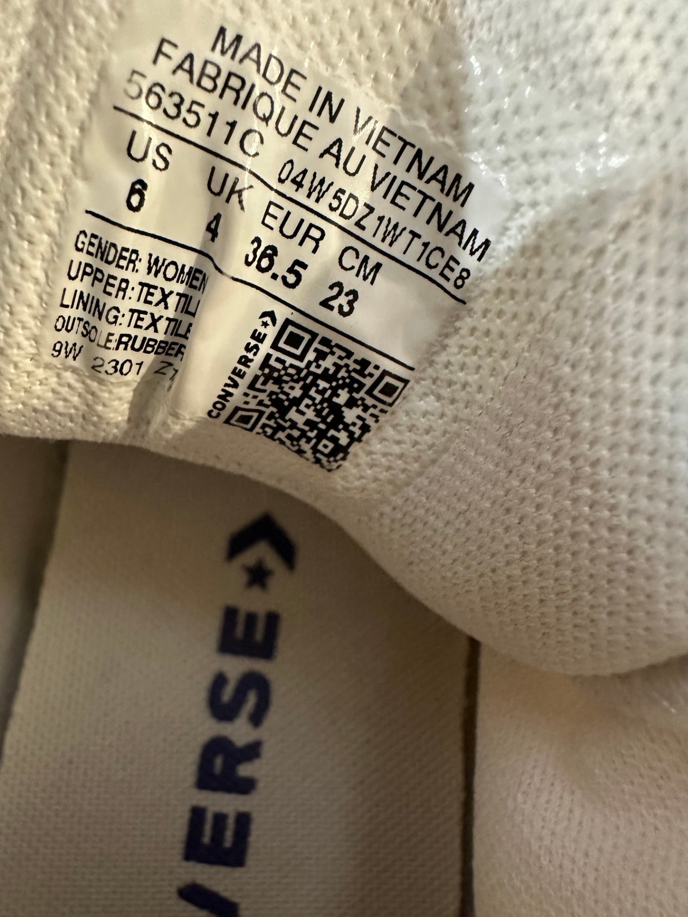 Converse White Sneakers Size 6