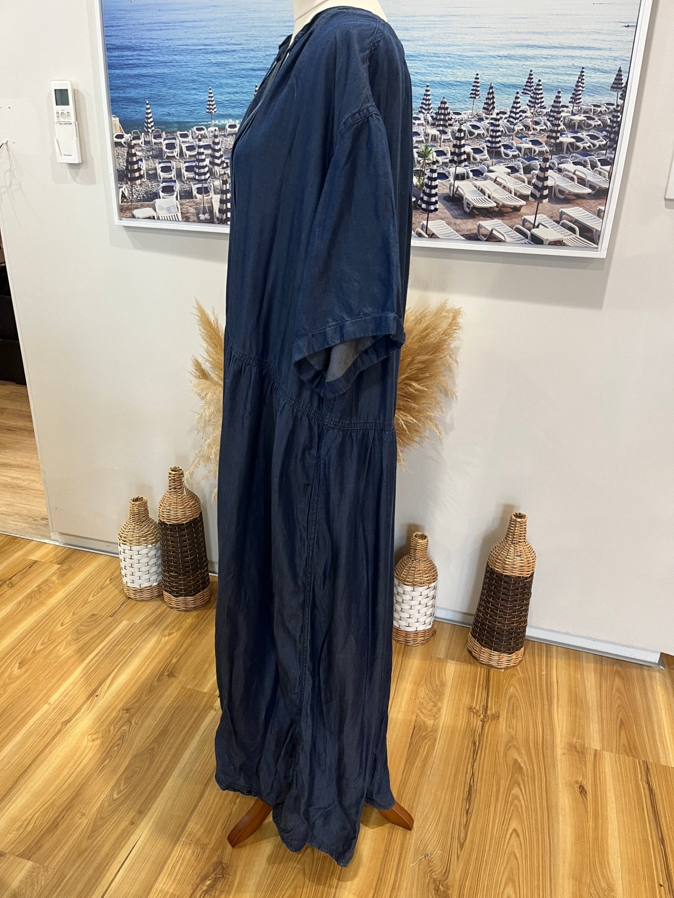 Refinity Dark Blue Dress Medium