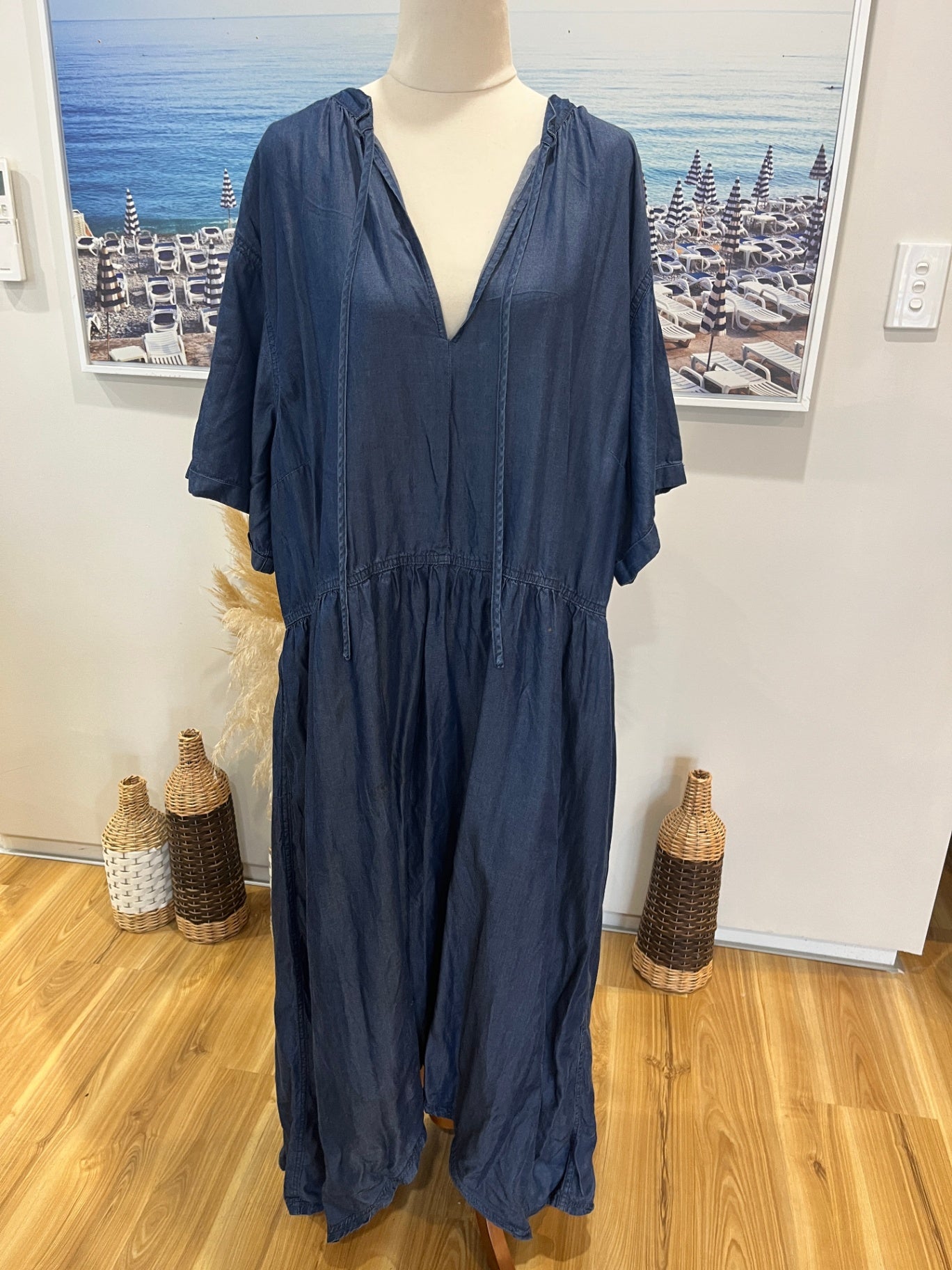Refinity Dark Blue Dress Medium
