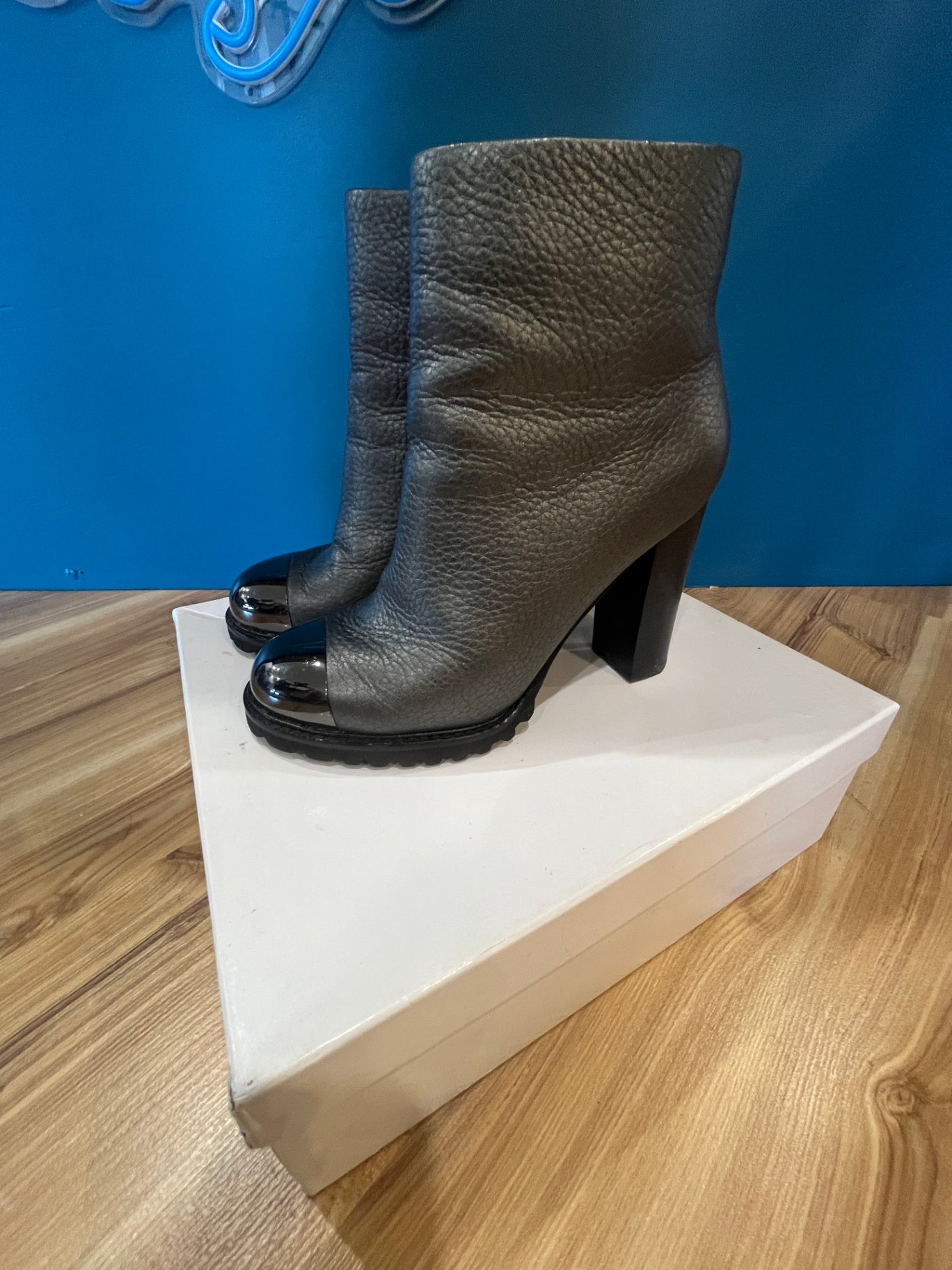 Oli, Penter Ankle Boots Size 38