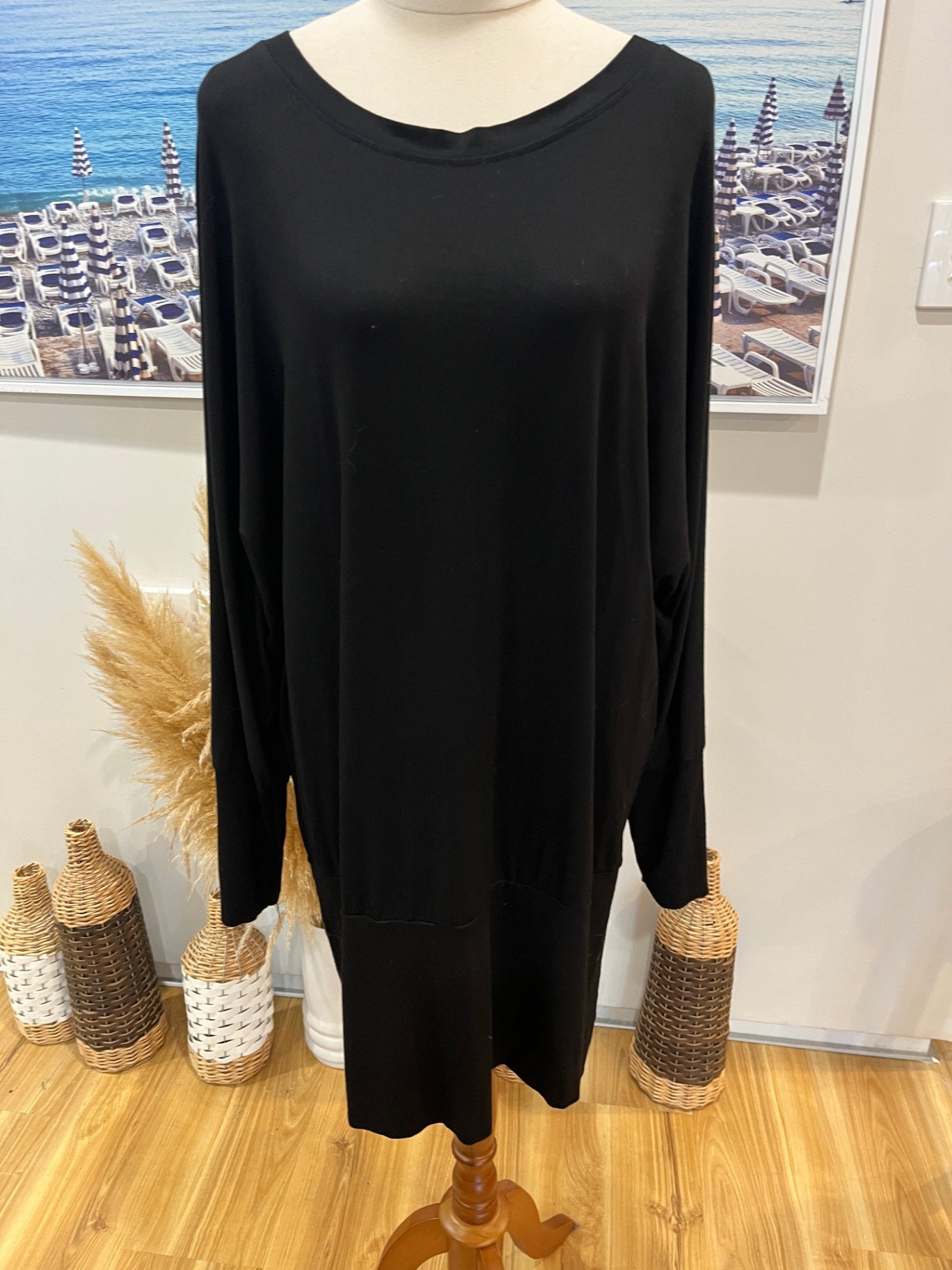 Jellicoe Black Top with Split Back Large