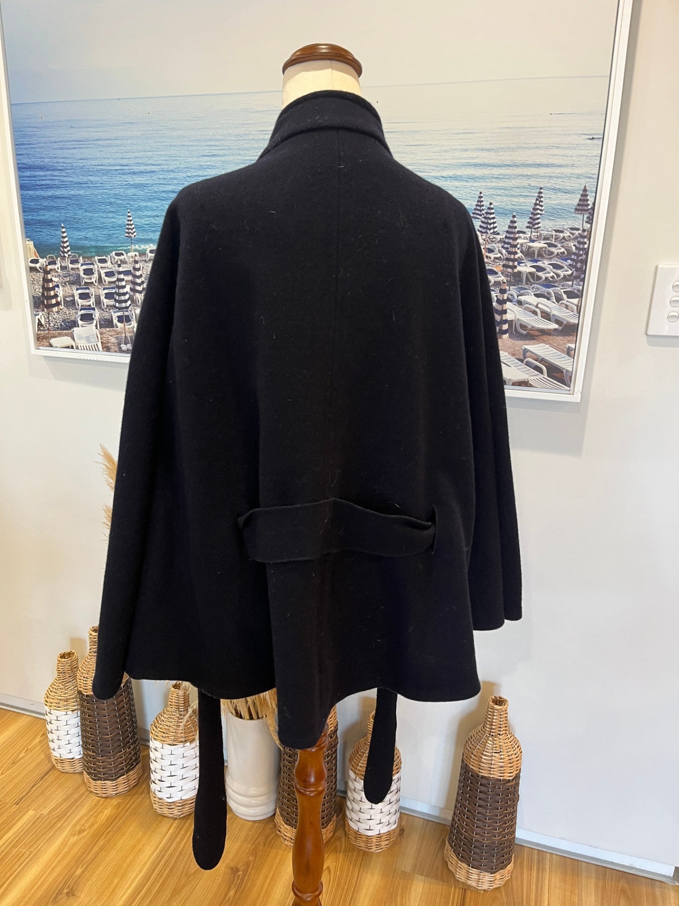 Elegant Navy Cape Coat – Timeless Winter Chic