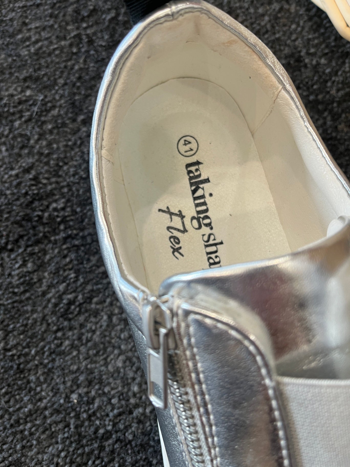 Taking Shape Flex Silver Shoes w/Zip Size 41 