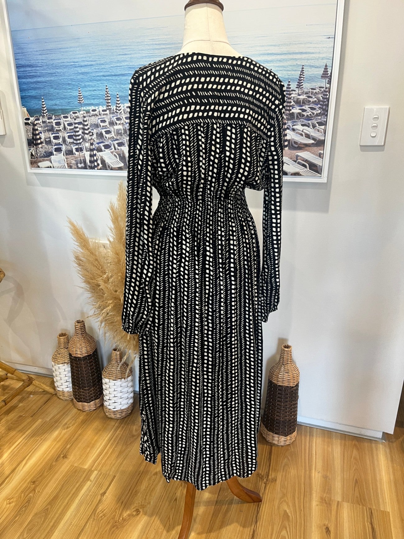 Whistle Black & White Dress Size 10