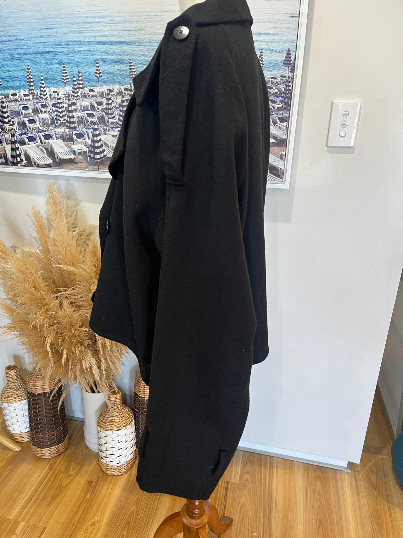 DECJUBA Black Crop Jacket Large 